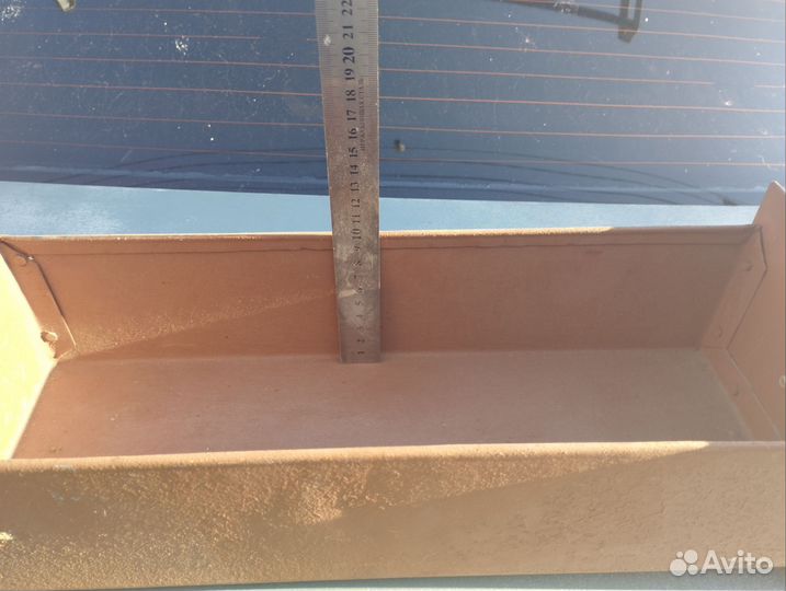 Ящик металлический под крепëж инструмент