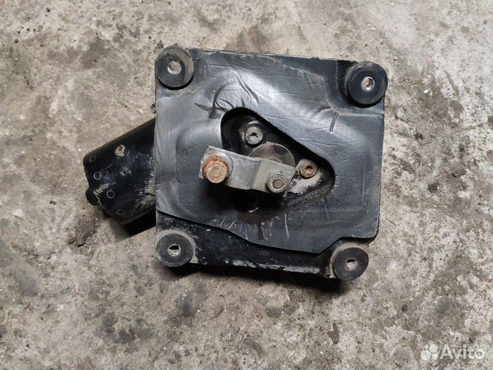 Мотор дворников Митсубиси Каризма