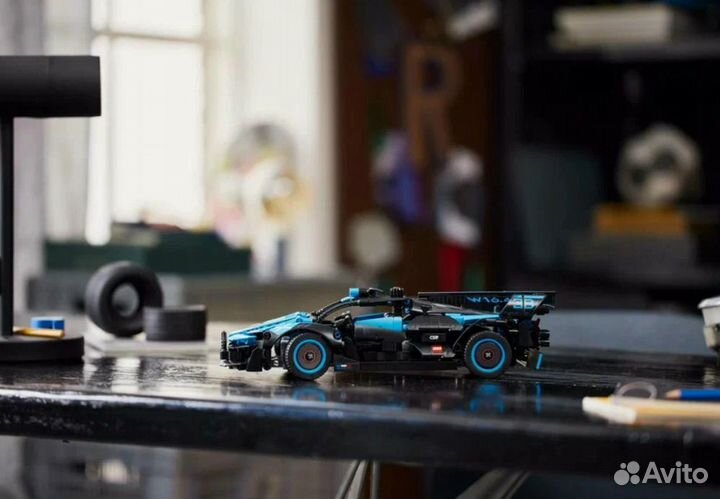 Конструктор lego Technic 42162 Bugatti