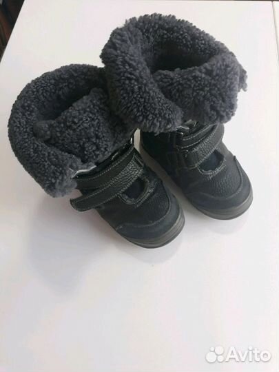 Ботинки зимние нат.мех 25 размер 15.7 см