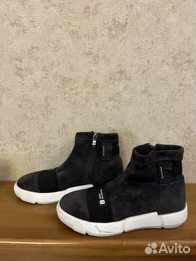 Ботинки женские 37 размер