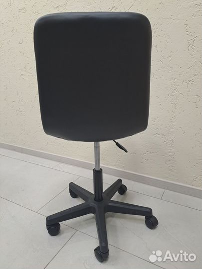 Кресло офисное