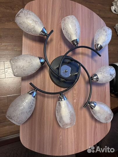 Люстра 8 плафонов