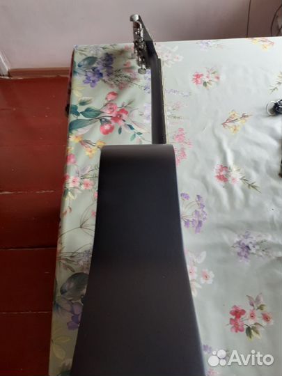 Акустическая гитара