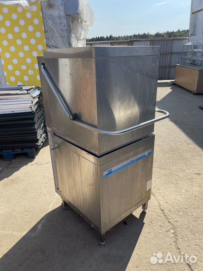 Купольная посудомоечная машина Meiko DV80.2