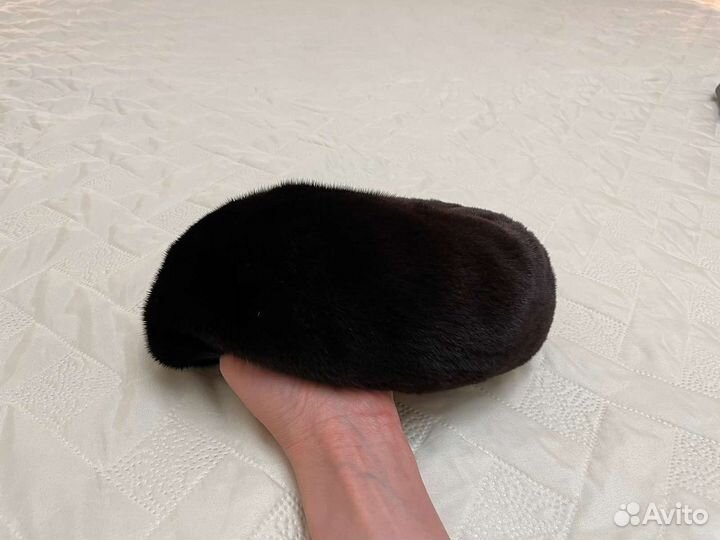 Женский норковый берет