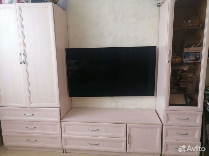 Стенка в гостиную