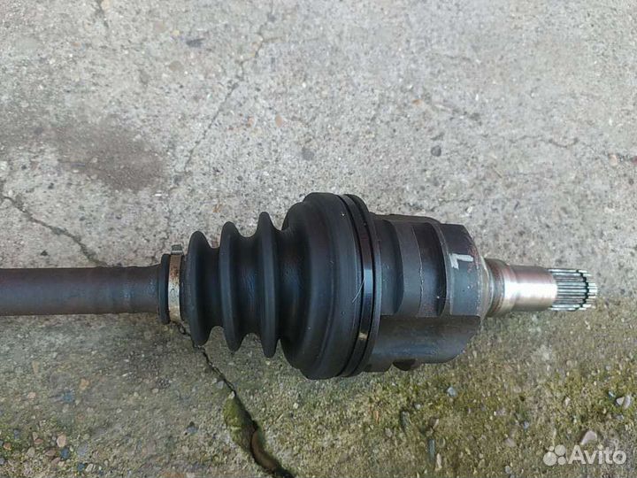 Привод передний левый Тойота Corolla CE110