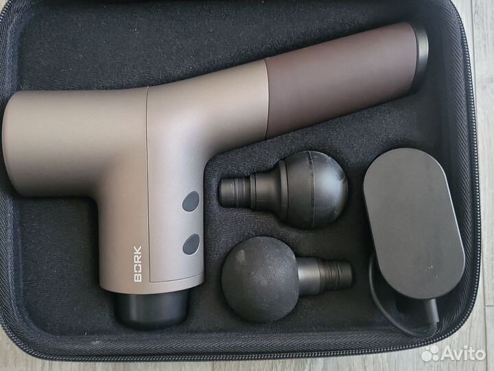 Перкуссионный массажер Bork d612