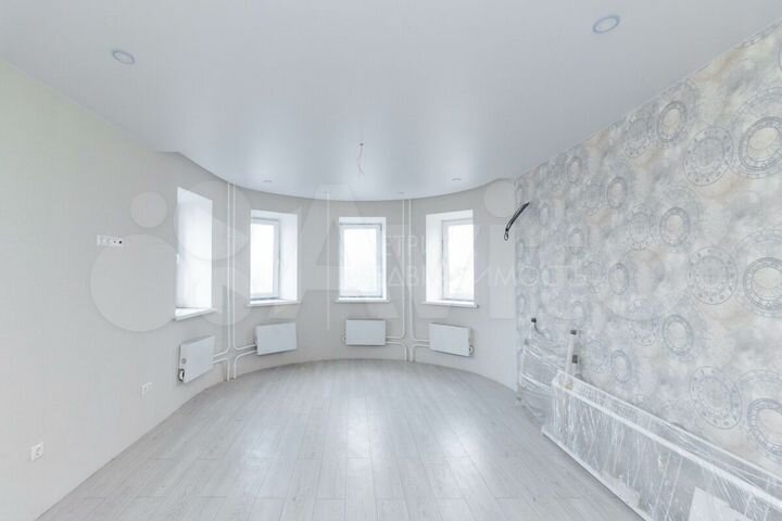 3-к. квартира, 107 м², 3/9 эт.