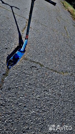 Трюковой самокат