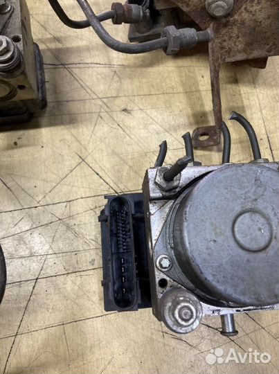 Блок ABS priora granta kalina