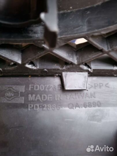 Решетка радиатора Ford focus 2006