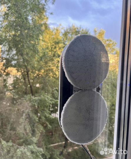 Робот мойщик окон