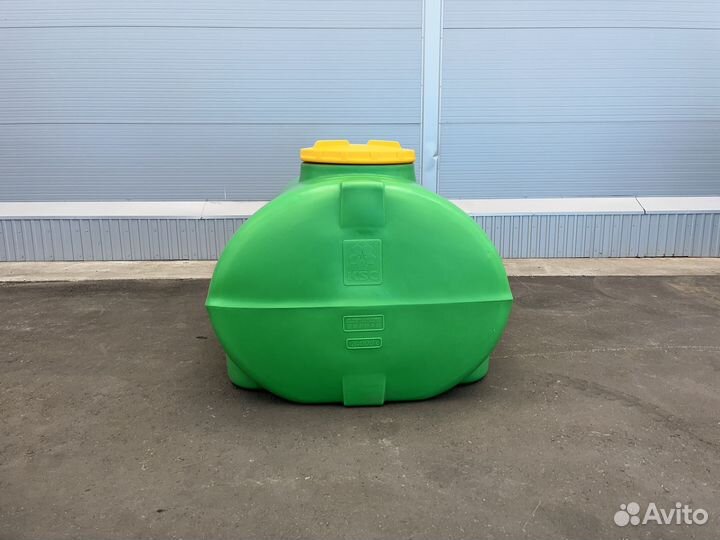 Емкости для воды 3000л