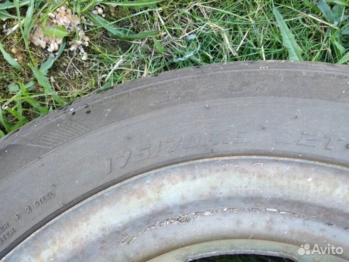 R13 Dunlop Eco EC 201 175/70, PCD 4x98 DIA 472