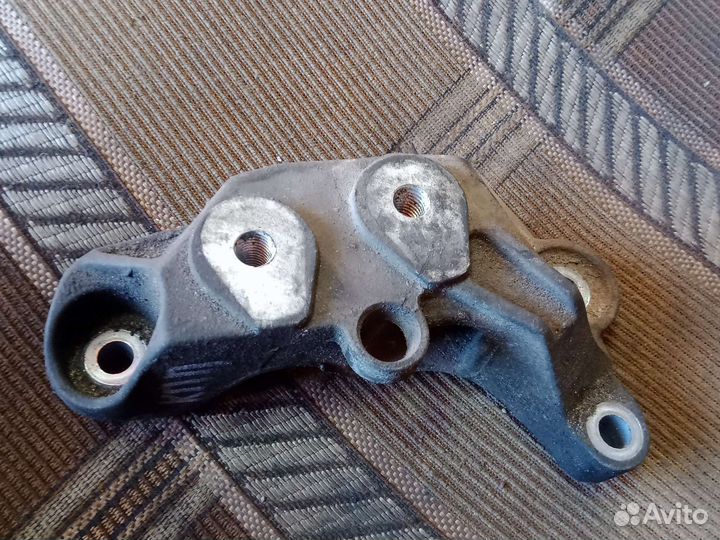 Кронштейн АКПП Опель Корса С