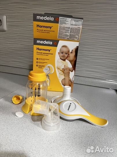 Молокоотсос medela ручной