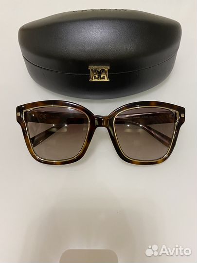 Солнцезащитные очки Escada