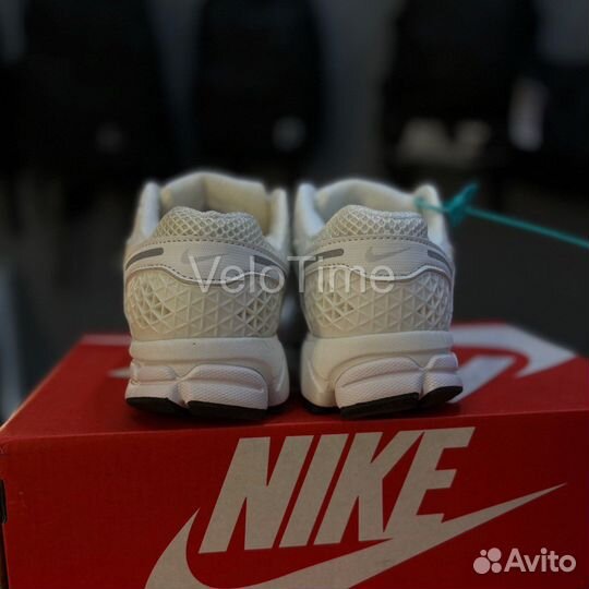 Кроссовки nike vomero 5 женские