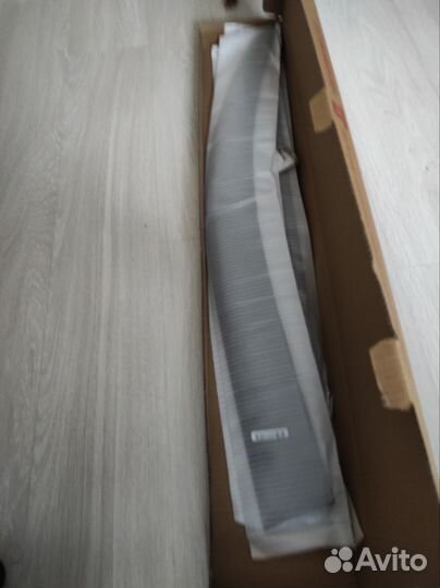 Дефлекторы на Toyota Vitz KSP130 с 2010