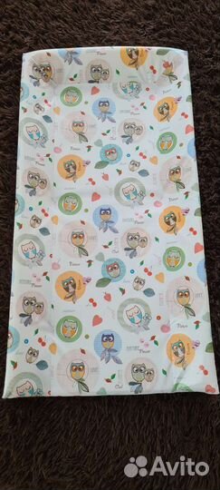 Пеленальная доска на кроватку