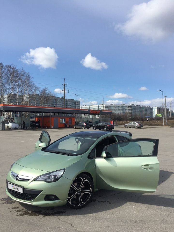 Opel Astra GTC: фото владельца