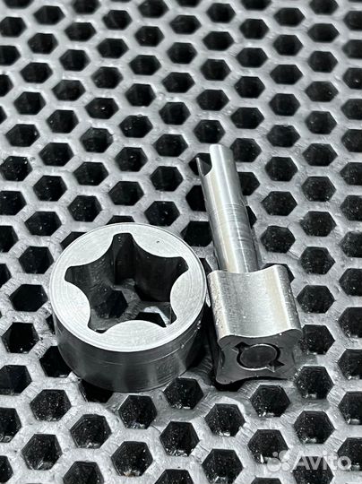 Маслонасос в сборе Suzuki RM-Z 250 2012