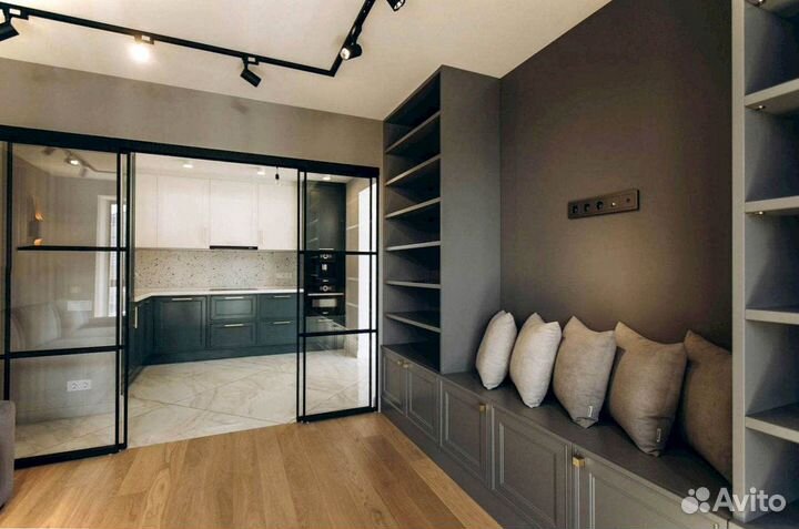 Раздвижная перегородка с матовым стеклом