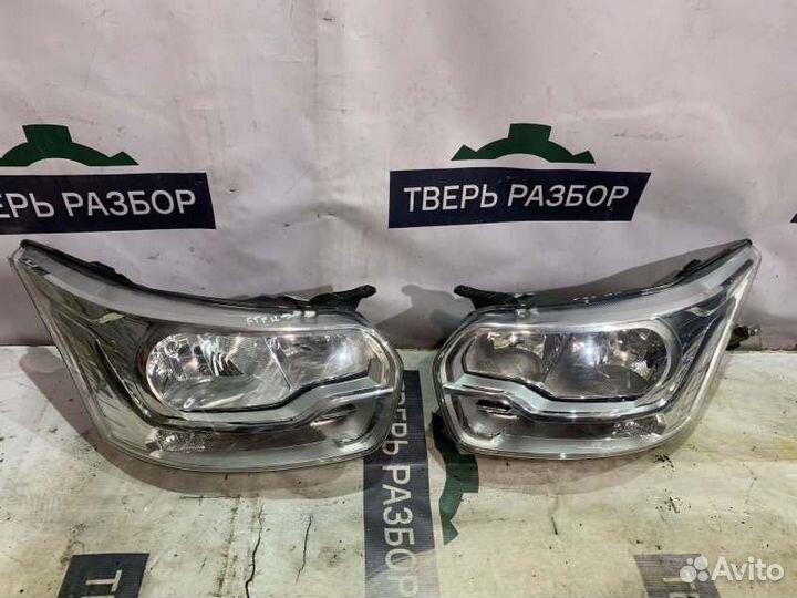 Фара галогеновая - передняя Ford Transit 2.2