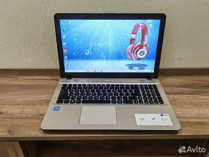 Asus 2 ядра / 4 гб / SSD 256 гб