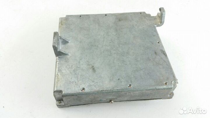 Блок управления двигателем Honda Stream RN1 D17A