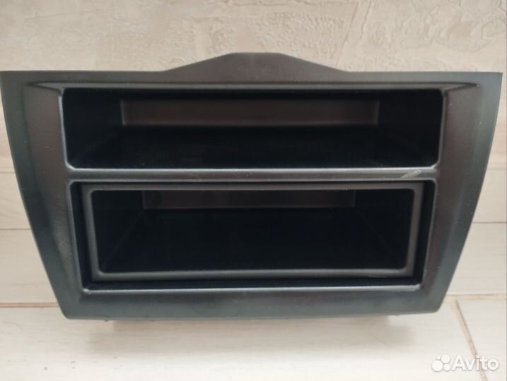 Карман для магнитолы