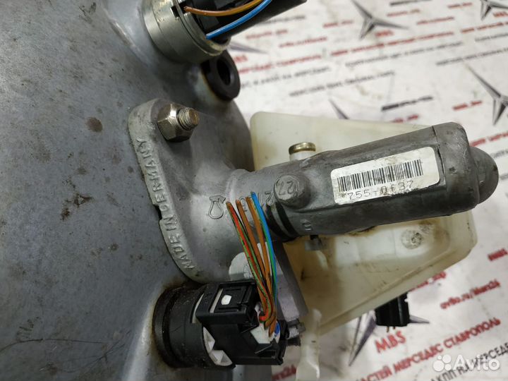 Вакуум тормозной w210 Mercedes