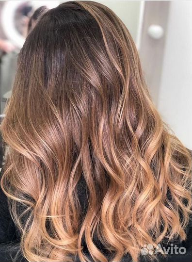 Модель на окрашивание волос