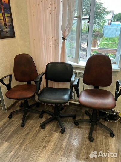 Компьютерное кресло