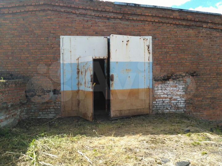 Продам здание, 1298.6 м²