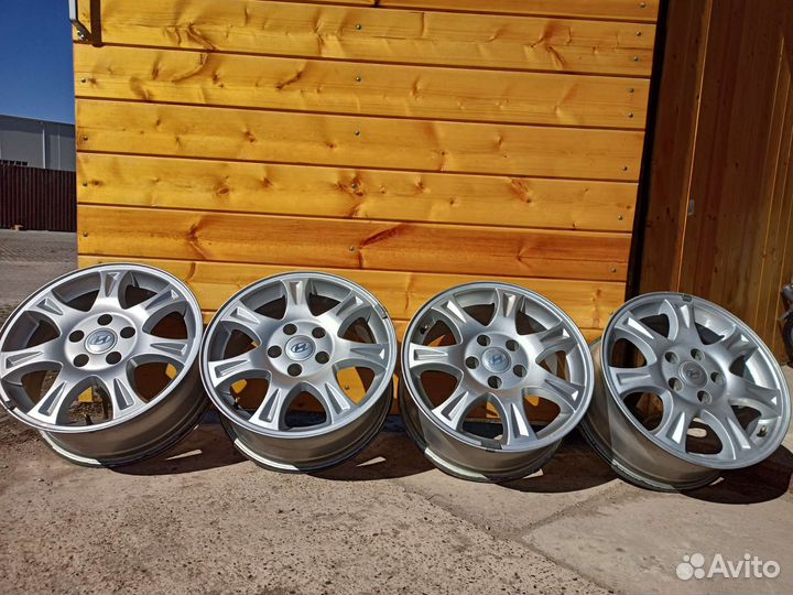Комплект Литых Дисков R-16 5*114,3