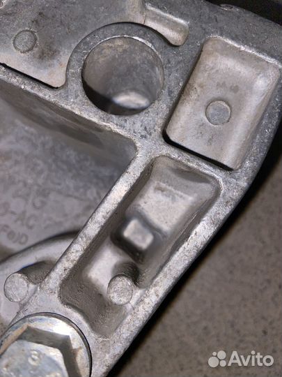 Крепление опоры vag