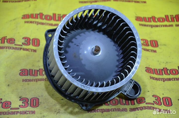 Моторчик отопителя Hyundai Santa FE 2