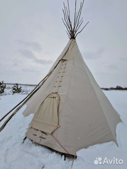 Глемпинг: типи, вигвам, палатка индейская