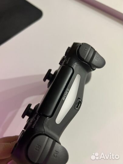 Геймпад (джойстик) Sony DualShock 4 v2