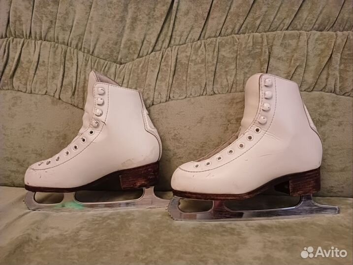 Коньки фигурные профессиональные Wifa 30 LL