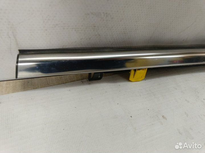 Молдинг стекла задний левый Honda Cr-V RW L15B