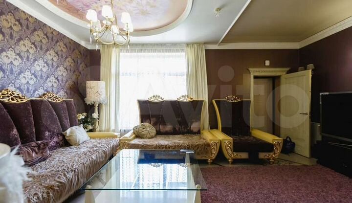 4-к. квартира, 262 м², 4/4 эт.