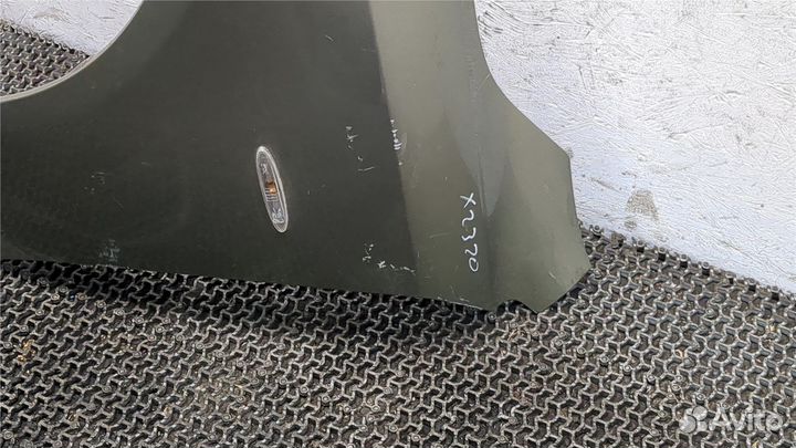 Крыло Lexus IS, 2006