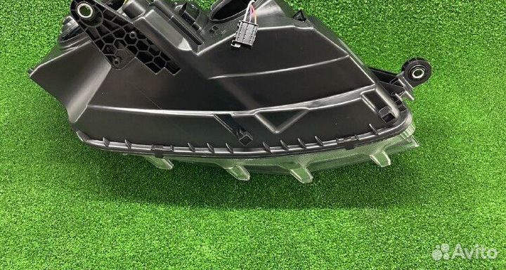 Фара левая Skoda Octavia 13-17