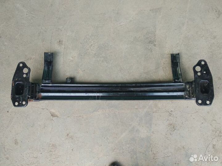 Усилитель бампера передний Hyundai Solaris 2 2017+