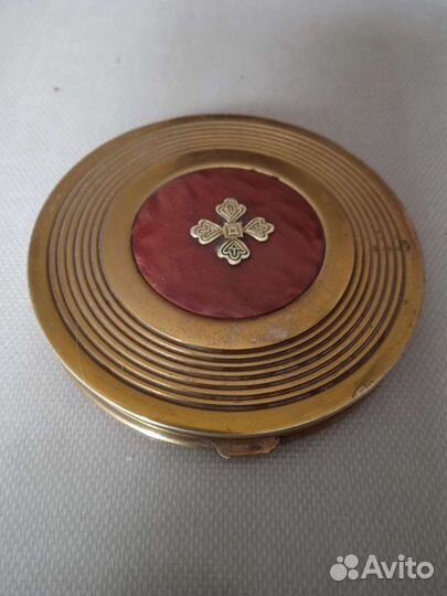 Пудренница СССР