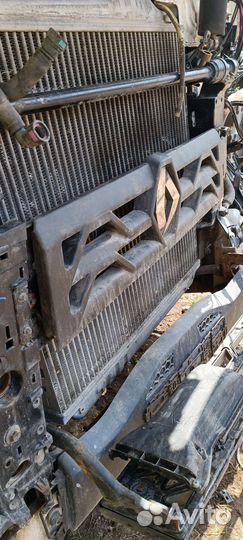 Решетка радиатора Renault T series